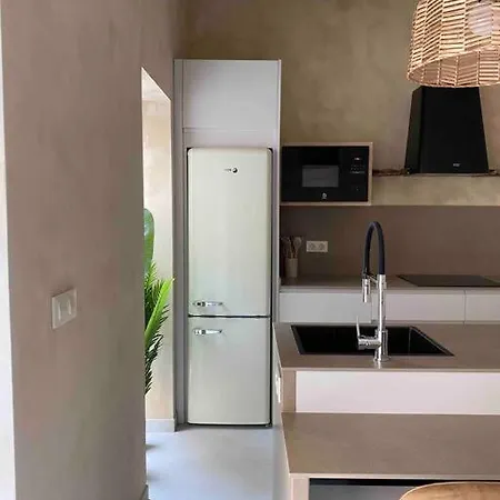 Emuna House Semesterbostad A Coruña