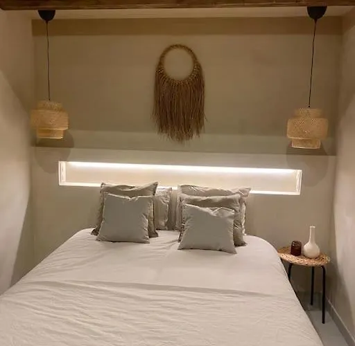 Emuna House Ferienhaus A Coruña